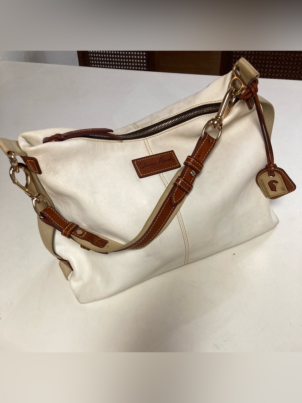 Vintage Dooney & Bourke Juliette White Leather Purse - Picture 2 of 15